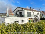 Hübsche Villa mit zwei Wohnungen in Belfaux