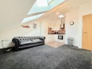 Hudson Street, Gateshead NE8, 2 bed flat to rent, £1,000...