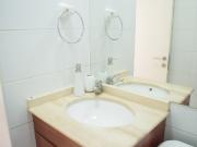 Huérfanos Metro Santa Ana 13