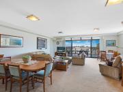 Huge Coastal Apartment with Ocean & Lake Views