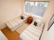 HUGE FURNISHED BEACHSIDE ST KILDA APARTMENT WITH MARINA...