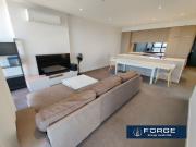 Huge Living Area 3 Bedrooms Apartment, Stunning City...