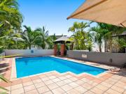 Huge Outdoor Areas Huge Outdoor Areas