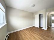 Hugo Place Apartments PARKING SPACE, WATER & HEAT INCLUDED