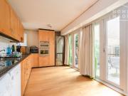Huguenot Court, Shoreditch E1, 2 bed flat to rent,...