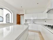 Huixquilucan. Departamento con vista al lago, en venta