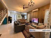 Hundred East @ Bandar Enstek