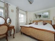 Hungerford Lodge, Rosslyn Park, Weybridge KT13, 3...