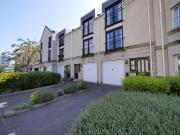 Huntingdon Place, Edinburgh, EH7 3 bed terraced house to...