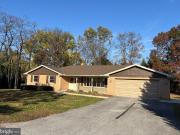 Huntington Rd, Dover, Home For Sale