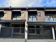 Efficient & Elegant: 220sqm Modern Townhouse in East...