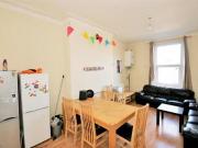 Hyde Park Road, Hyde Park, Leeds, LS6. 6 bed apartment...