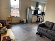 Hyde Park Road, Leeds LS6, 6 bed flat to rent, £2,392...