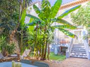 HYERES CENTRE HISTORIQUE APPARTEMENT DE CHARME AVEC TERR