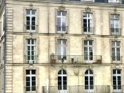 Hyper centre Nantes Dernier étage T3 de 80m2