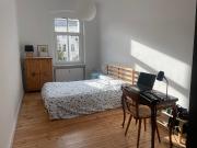 Hyper luminous 2 rooms flat in Friedrichshain, Berlin...
