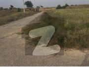 I 15/1 Street No 12 Plot No 21 Near To Park