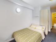 i Q Little Aspley House Bronze En Suite