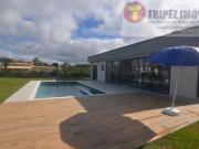 IBIÚNA – CASA NOVA moderna e térrea EM CONDOMÍNIO...