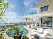 Ibiza: Magnífica villa de lujo con espectaculares vistas...