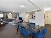 Iconic Art Deco Living in the Heart of Melbourne – Walk...