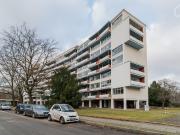 Iconic Bauhaus appartment in Berlin Mitte with parkview,...