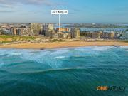 ICONIC BEACHFRONT PENTHOUSE BREATHTAKING OCEAN VIEW...