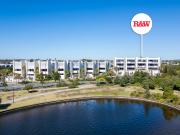 Iconic Design Meets Iconic Location – Brand New 2...