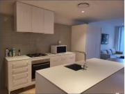 ID:21149623/8 Bank Street, West End Apartment for rent...