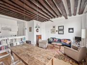 ID 410 Lovely 1 bedroom apartment near Notre Dame, Paris... ID 410 Lovely 1 bedroom apartment near Notre Dame, Paris...