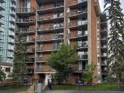 IDEAL DOWNTOWN LOCATION