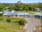 IDEAL FAMILY HOME IN POPULAR LOCATION NEAR DAYLESFORD...