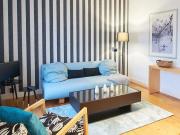 Ideal for business people. Central location between the...