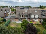 Ideal für Familien oder Generationenwohnen Vielseitiges...