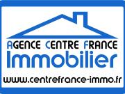 En centre ville. Maison divisée en 2 appartements. Sans...