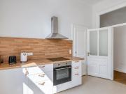 Ideal Josefstadt 2BR w/ Elevator, near Volksgarten + U2,...