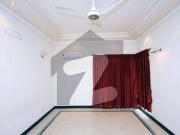 Ideal Location 1 Kanal Full House Is Available For Rent...