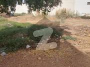 Ideal location 240 square yard park facing plot for sale...
