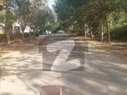 Ideal location 400 square yards 40 wide road plot for...