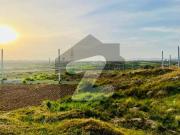 Ideal Location 5 Marla Residential Plot for Sale in I...