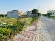 Ideal Location Plot For Sale In Top City D Block