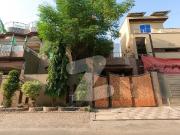 Ideal Prime Location 10 Marla House Available In Al...