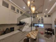 Ideal Prime Location 450 Square Yards House has landed...