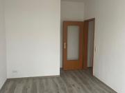 IDEAL schöne kleine 2 Raumwohnung mit kleinem Balkon