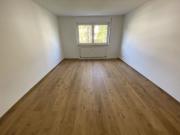 Ideale 3 Zimmerwohnung mit Balkon und Pa.