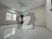 Ideally Located House Of 500 Square Yards Is Available... Ideally Located House Of 500 Square Yards Is Available...