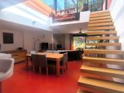 Idealmente situado en una urbanización de lujo con...