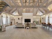 Idyllisch gelegen, geprägt von Architektur, Komfort und...