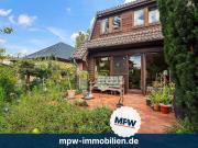 Idyllisch wohnen: Doppelhaushälfte mit Garten und...