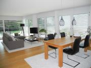 Idyllische Wohnung am Seeufer